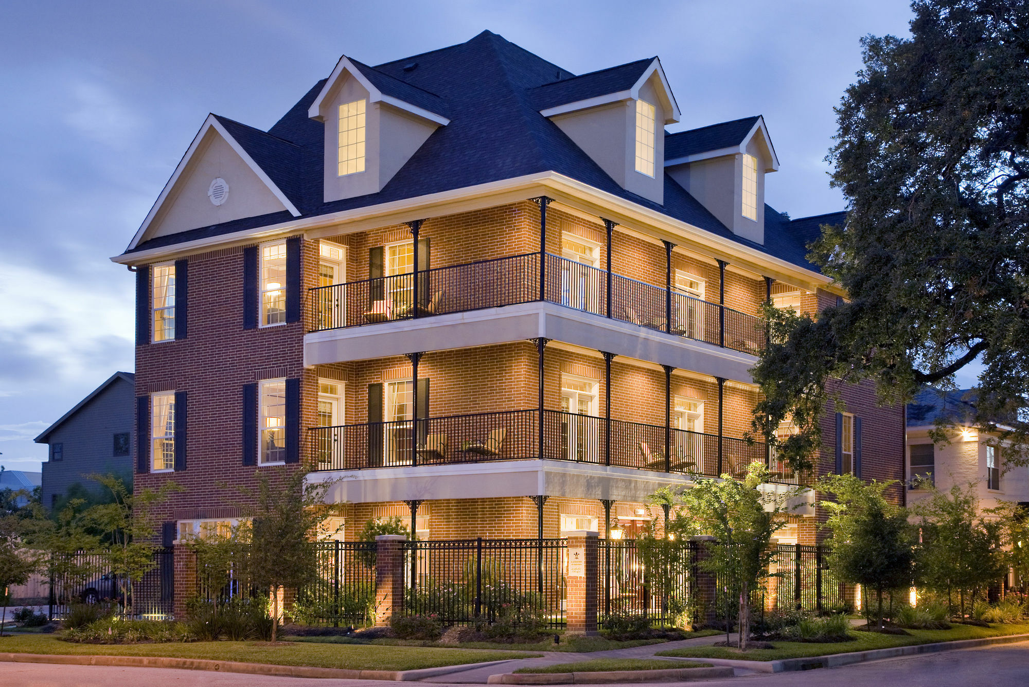 יוסטון La Maison In Midtown An Urban B&B מראה חיצוני תמונה